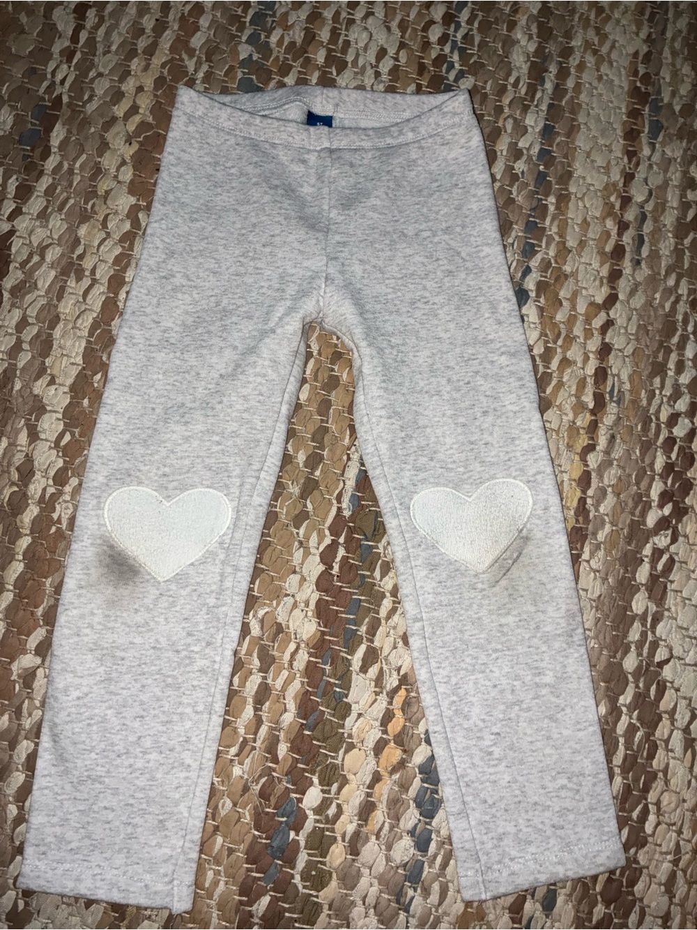 Old Navy Light Gray Leggings with White Heart Knee Patches